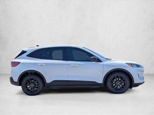 Oxford White 2020 Ford Escape SE