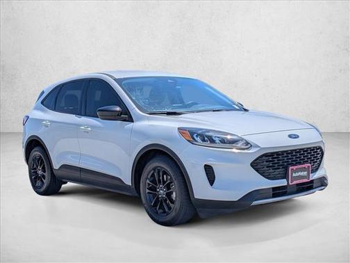 Oxford White 2020 Ford Escape SE