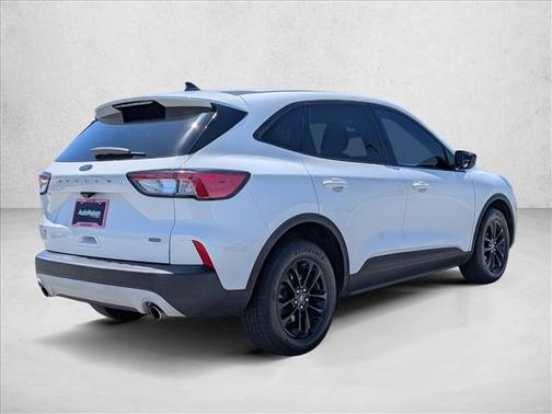 Oxford White 2020 Ford Escape SE