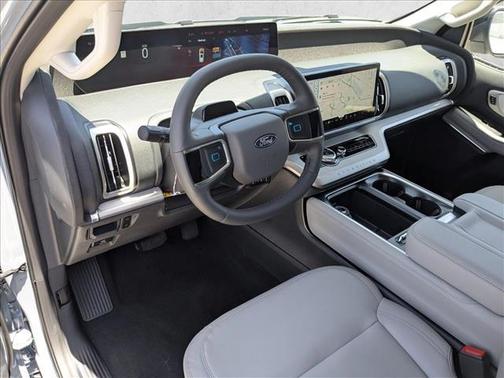 Glacier Gray Metallic Tri-Coat 2026 Ford Expedition Active