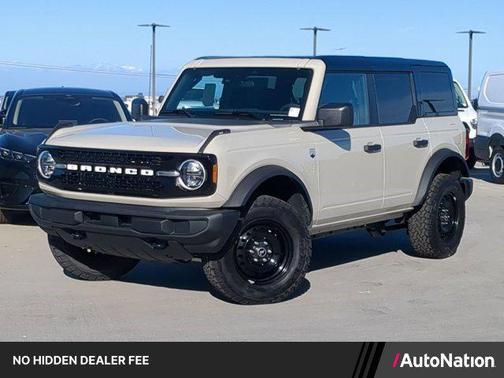 Desert Sand 2026 Ford Bronco Big Bend