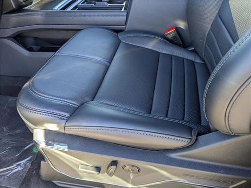 Agate Black Metallic 2026 Ford F-350 Platinum