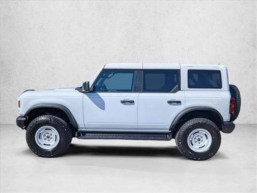 Oxford White 2026 Ford Bronco Heritage Edition