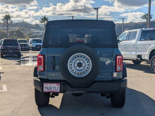 2022 Ford Bronco Base