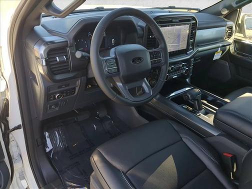 Star White Metallic Tri-Coat 2026 Ford F-150 Lariat