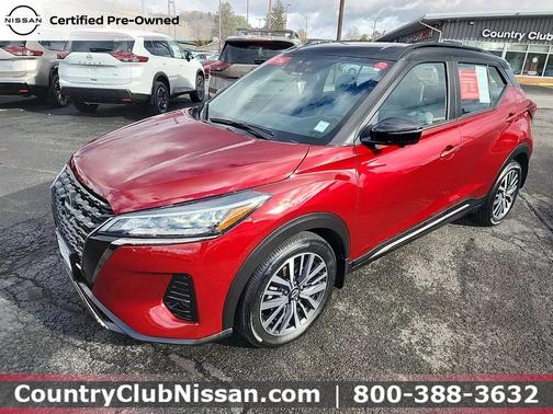 2023 Nissan Kicks SR