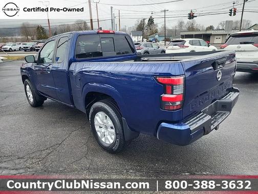 2022 Nissan Frontier SV