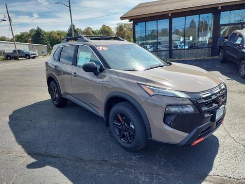 2026 Nissan Rogue Rock Creek