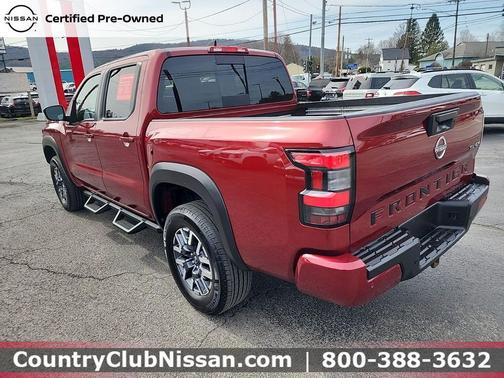 2024 Nissan Frontier SL