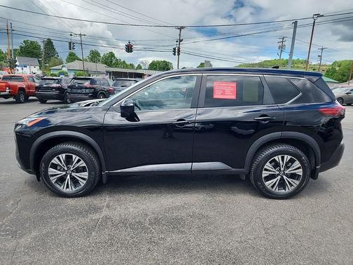 Super Black 2023 Nissan Rogue SV
