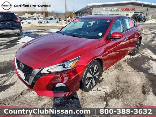 2022 Nissan Altima 2.5 SV