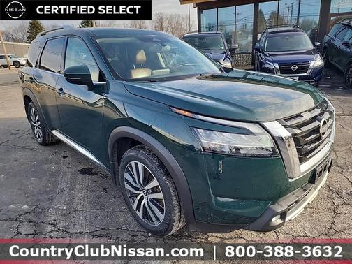 2022 Nissan Pathfinder Platinum 4WD