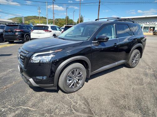 2025 Nissan Pathfinder SV 4WD