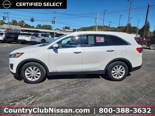2017 Kia Sorento LX
