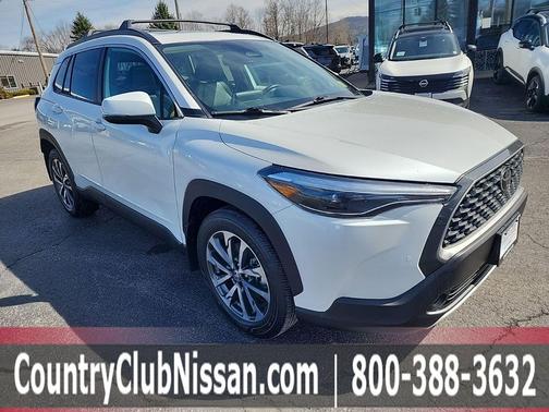 2023 Toyota Corolla Cross XLE