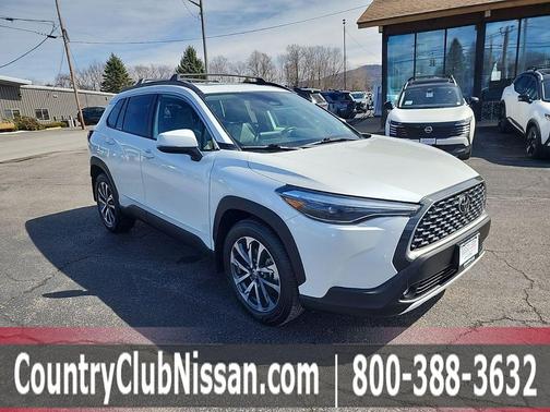 2023 Toyota Corolla Cross XLE