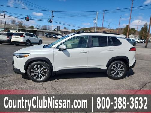 2023 Toyota Corolla Cross XLE