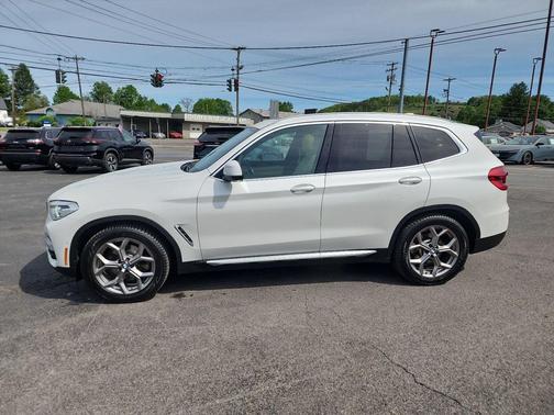 Mineral White Metallic 2021 BMW X3 xDrive30i