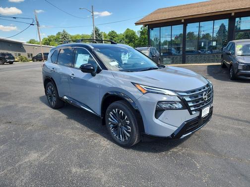 GY BK 2026 Nissan Rogue Platinum