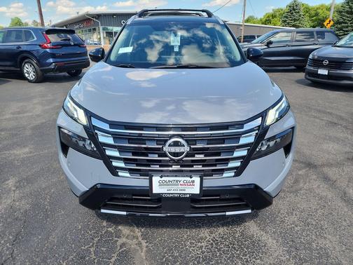GY BK 2026 Nissan Rogue Platinum