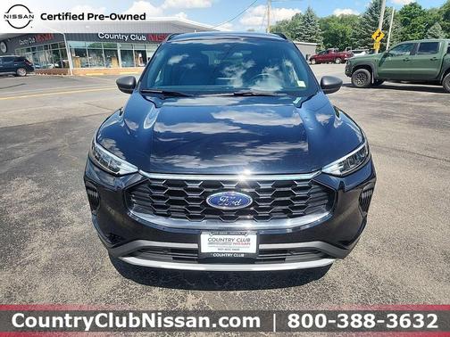Agate Black 2025 Ford Escape ST-Line