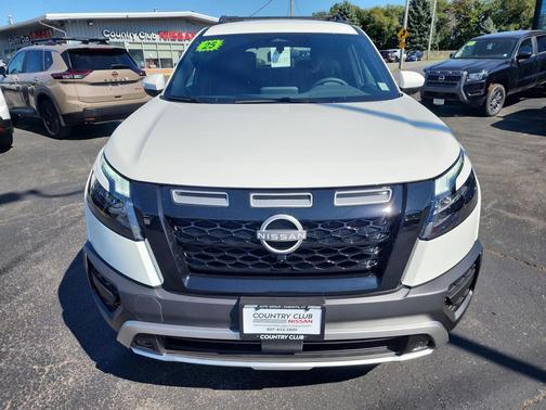 2025 Nissan Pathfinder Rock Creek 4WD