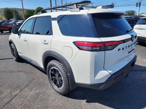 2025 Nissan Pathfinder Rock Creek 4WD