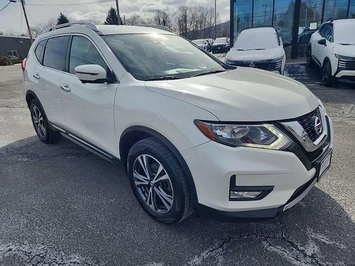 2017 Nissan Rogue SL