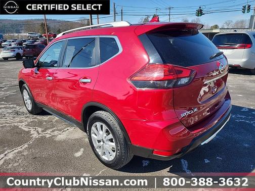 2017 Nissan Rogue SV