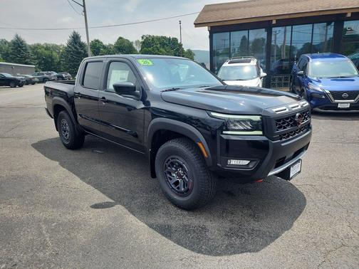 Super Black 2026 Nissan Frontier PRO-4X
