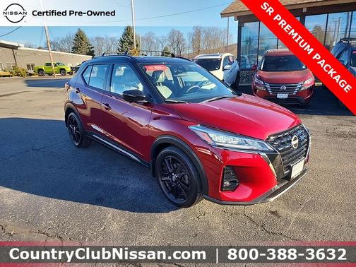 2023 Nissan Kicks SR