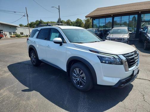 2025 Nissan Pathfinder SV 4WD