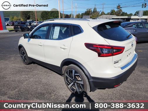 2022 Nissan Rogue Sport SL