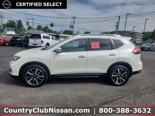 Pearl White Tricoat 2019 Nissan Rogue SL