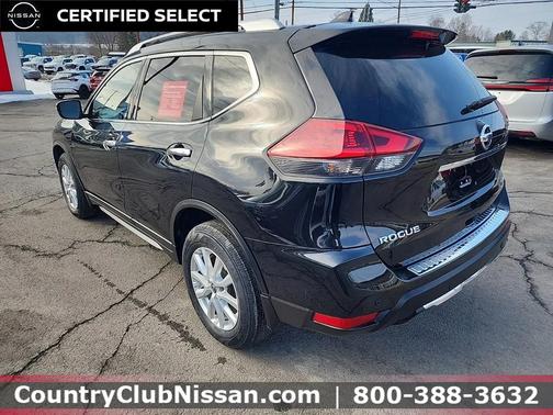 2020 Nissan Rogue SV