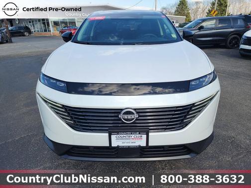 Everest White Pearl Tricoat/Super Black 2025 Nissan Murano SL