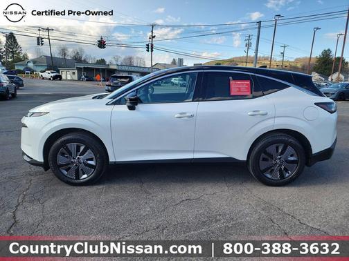 Everest White Pearl Tricoat/Super Black 2025 Nissan Murano SL