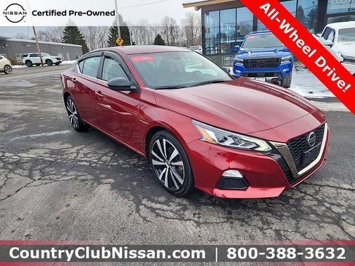 2022 Nissan Altima SR Intelligent AWD