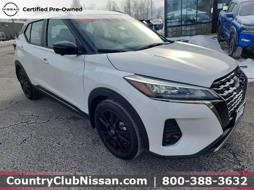 2023 Nissan Kicks SR