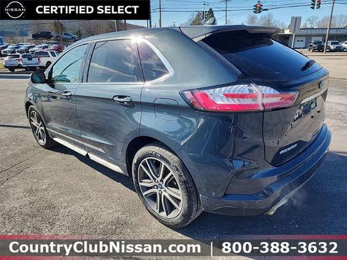 Baltic Sea Green 2019 Ford Edge Titanium