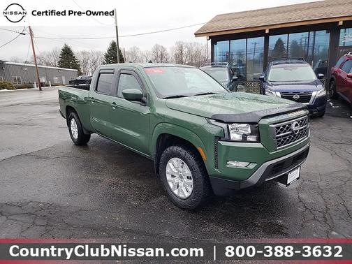 2023 Nissan Frontier SV