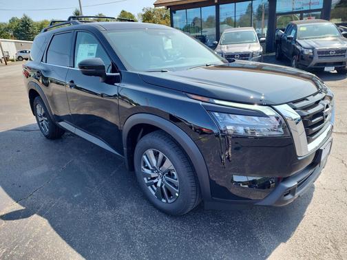 2025 Nissan Pathfinder SV 4WD