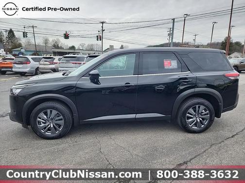 2024 Nissan Pathfinder S 4WD