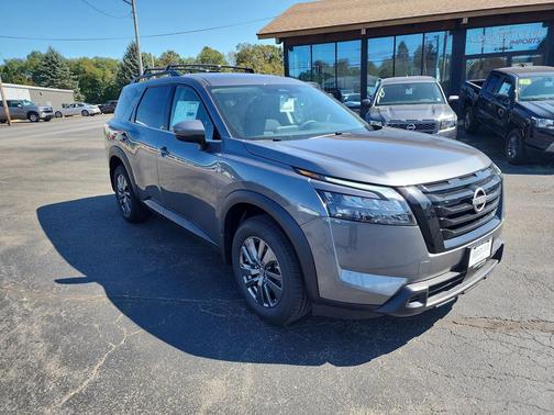 2025 Nissan Pathfinder SV 4WD