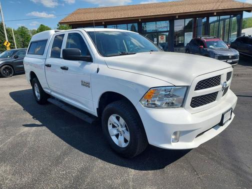 Bright White Clearcoat 2018 RAM 1500 Tradesman/Express
