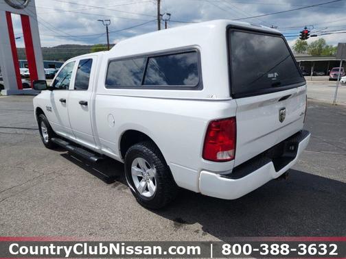 Bright White Clearcoat 2018 RAM 1500 Tradesman/Express