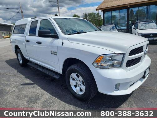 Bright White Clearcoat 2018 RAM 1500 Tradesman/Express