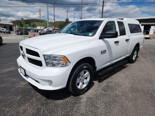 Bright White Clearcoat 2018 RAM 1500 Tradesman/Express