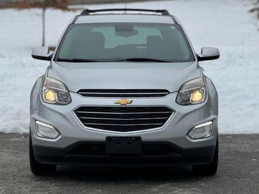 Silver 2016 Chevrolet Equinox LT
