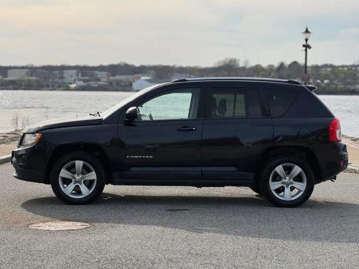 Blue 2011 Jeep Compass Sport